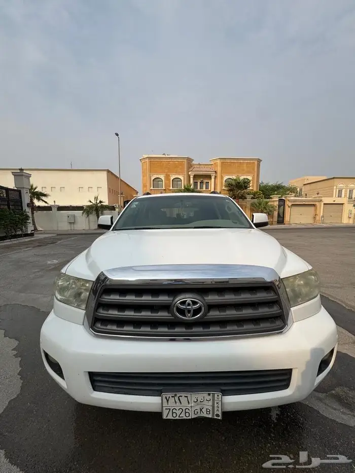 للبيع سيكويا 2011 13