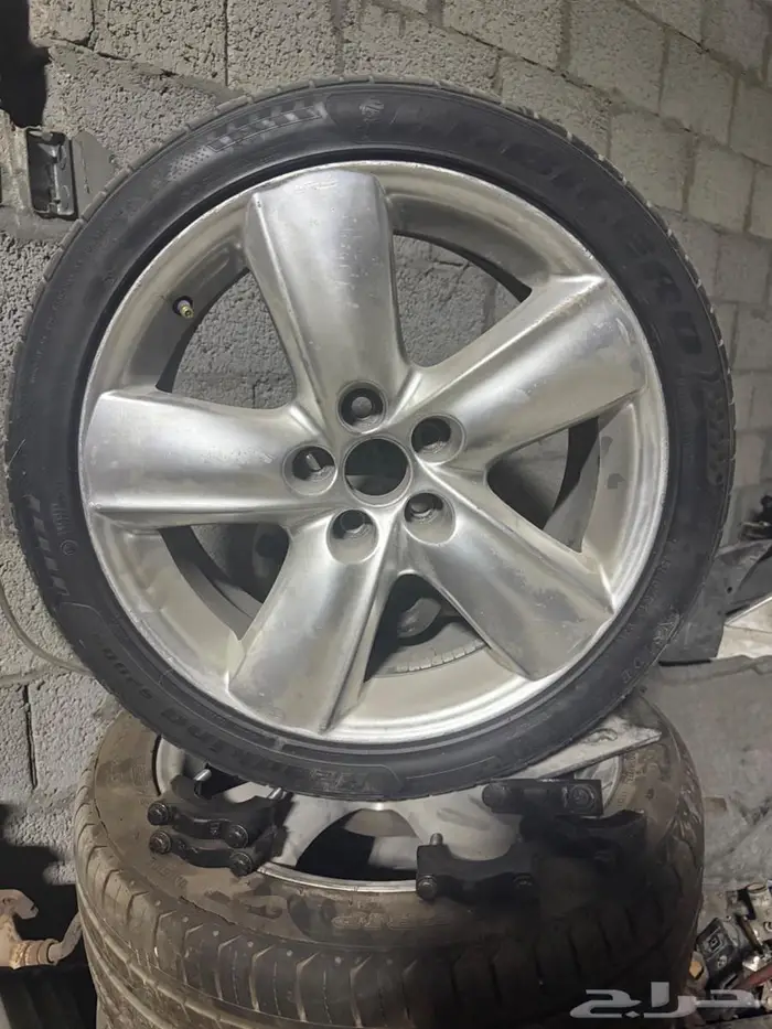 قطع غيار لكزس GS من 2005 إلى 2011 22