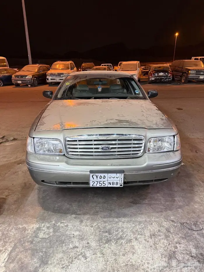 للبيع فورد فكتوريا 2001 0