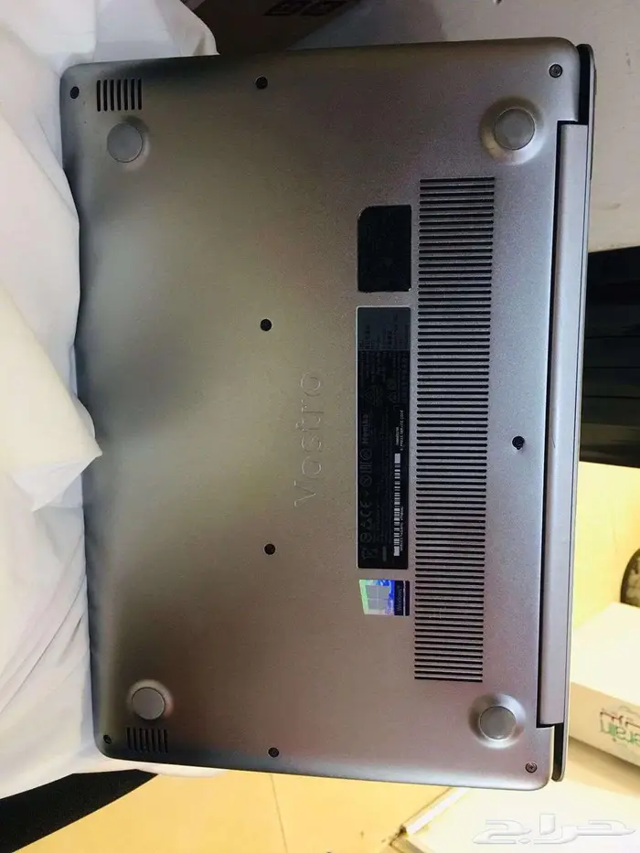 لابتوب دل كور i5 الجيل 8 رام 8 هاردسك 256 3