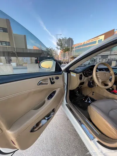 مرسيديس CLS 550 2007 index