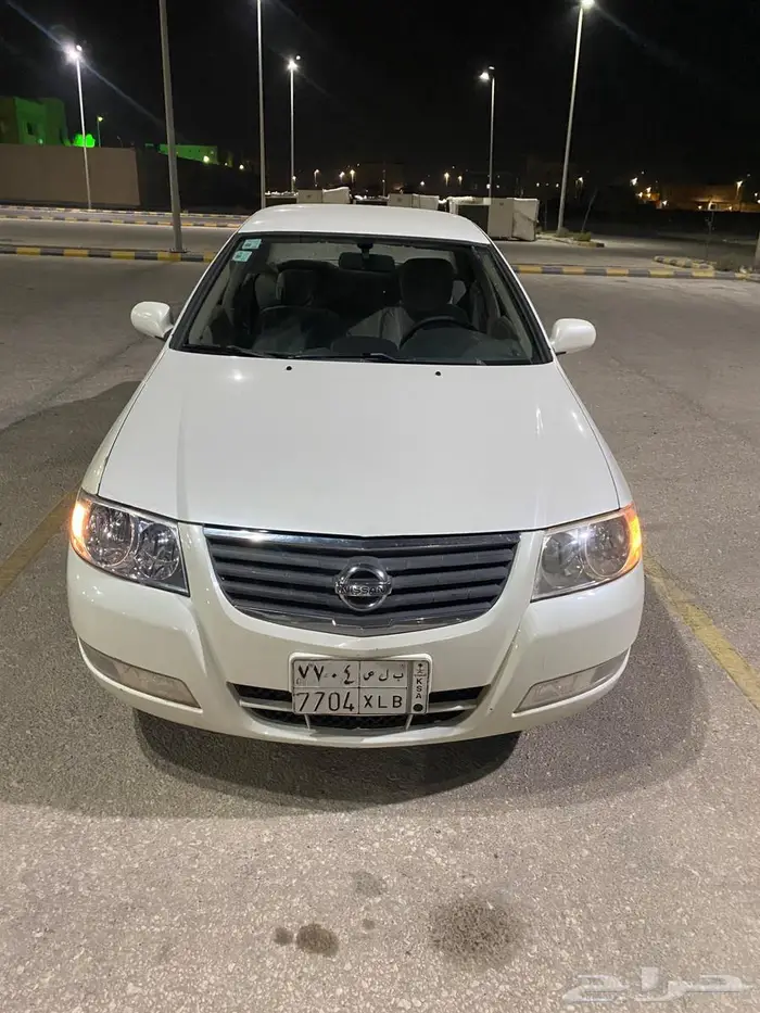 للبيع نيسان صني2012 تماتيك 1