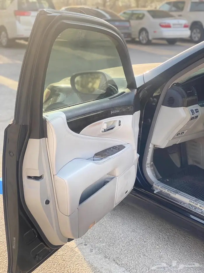 للبدل لكزس موديل 2007 حجم 460 شورت دفع خلفي 11