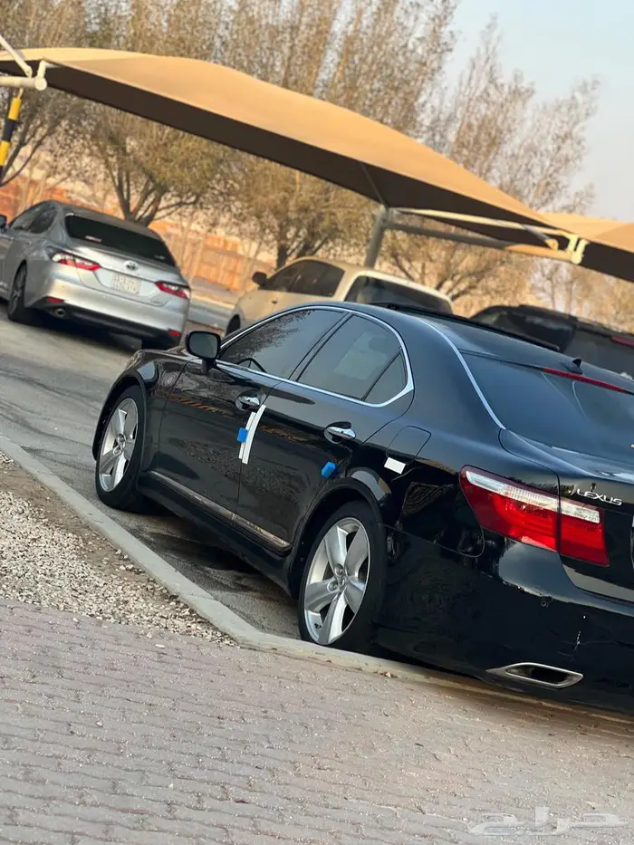 للبدل لكزس موديل 2007 حجم 460 شورت دفع خلفي 9