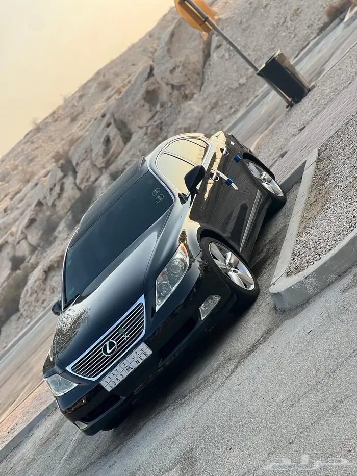 للبدل لكزس موديل 2007 حجم 460 شورت دفع خلفي 14