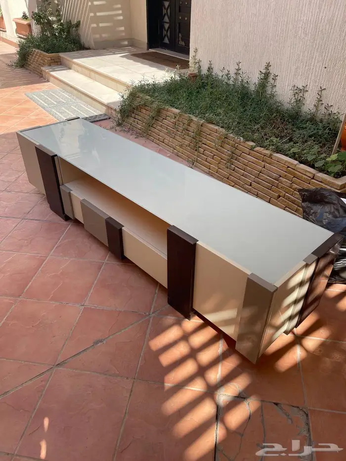 طاولة تلفزيون 0