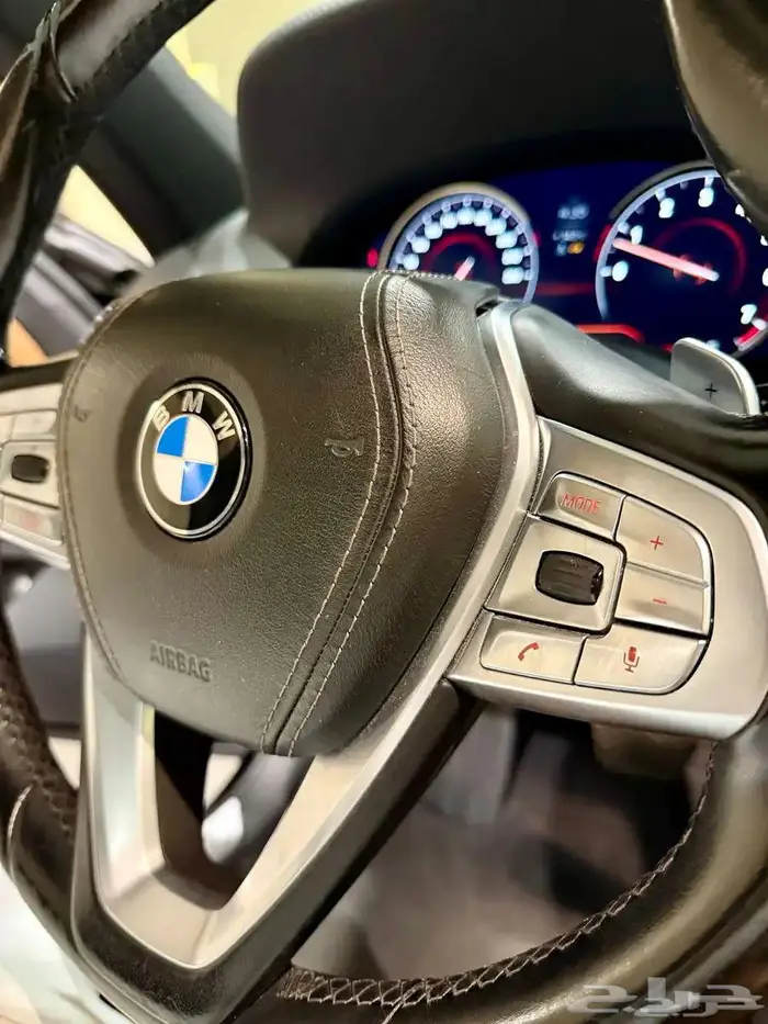 للبيع BMW740li 2018 فل كامل 5