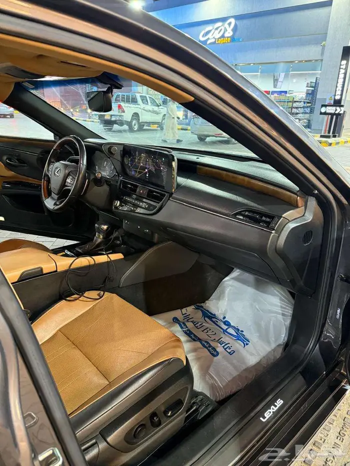 لكزس ES 350 موديل 2023 0