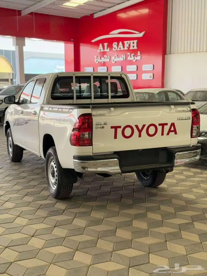 الاقل سعرا تويوتا هايلوكس غمارتين سلق دبل ديزل موديل 2025 3