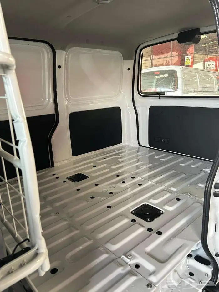 سوزوكي ايكو فان بضاعة قير عادي بنزين موديل 2026 6