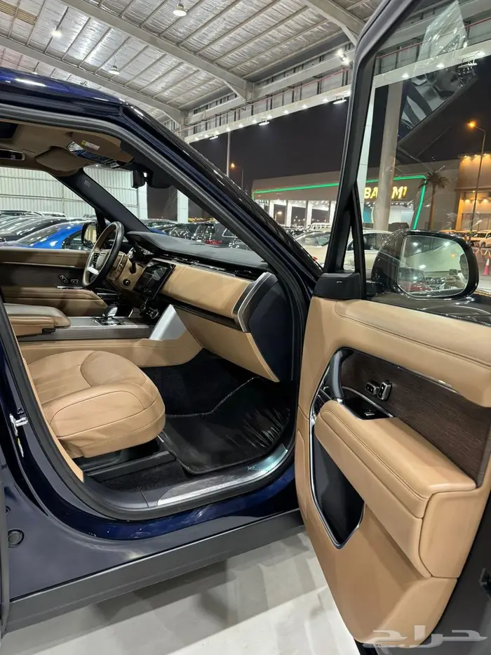 رنج روفر فوج 2023 HSE فل كامل 6