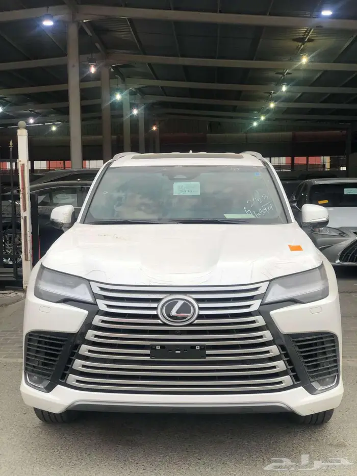 جيب لكزس LX 700 h هايبرد 2025 سعودي ب 499 ألف ريال 5