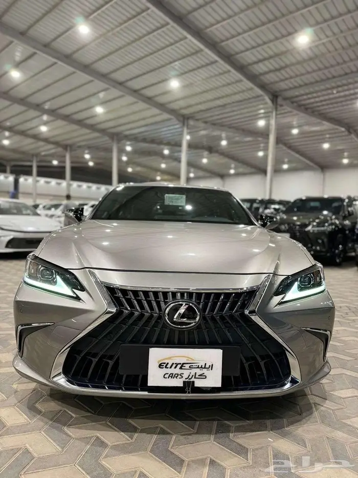 لكزس 350ES موديل 2023 0