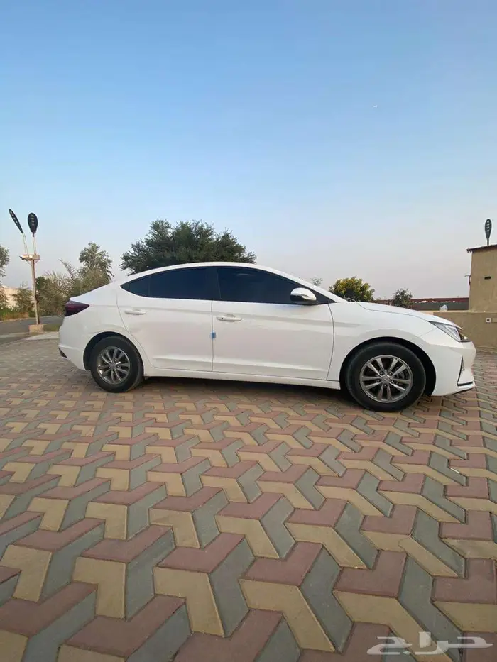 النترا 2020 فتحة سقف 99 الف كم 5