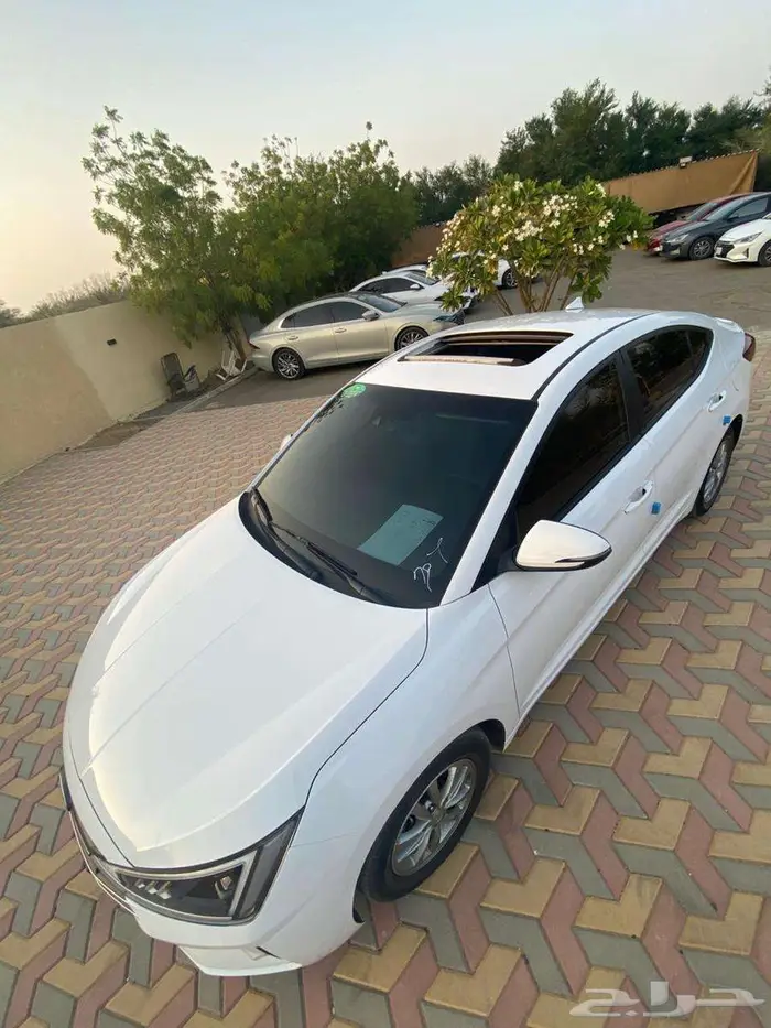 النترا 2020 فتحة سقف 99 الف كم 8