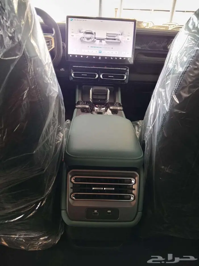 جيتور T1 لاكجري 2025 7