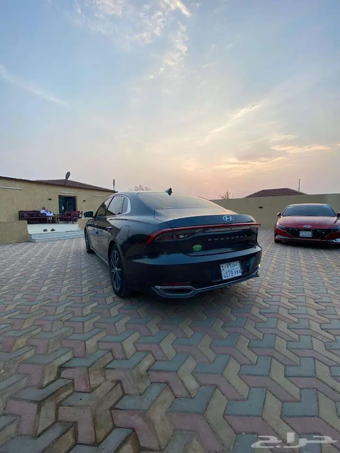 ازيرا 2022 - داخلية اوف وايت 122 الف كم 4