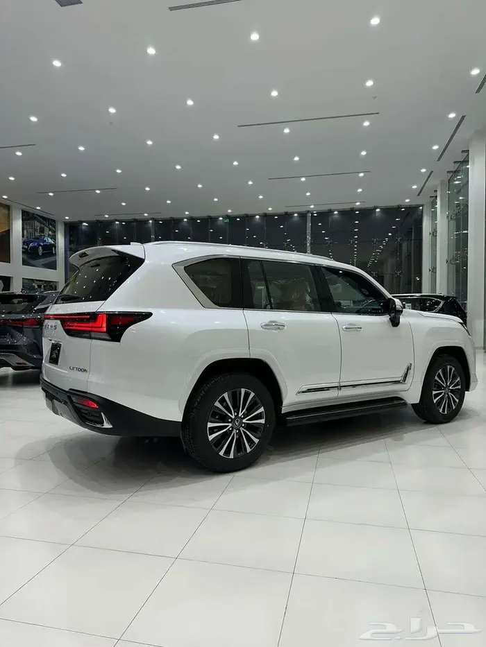 لكزس ( LX 700 BH ) هايبرد موديل 2025 كاش وتقيسط جميع البنوك 3