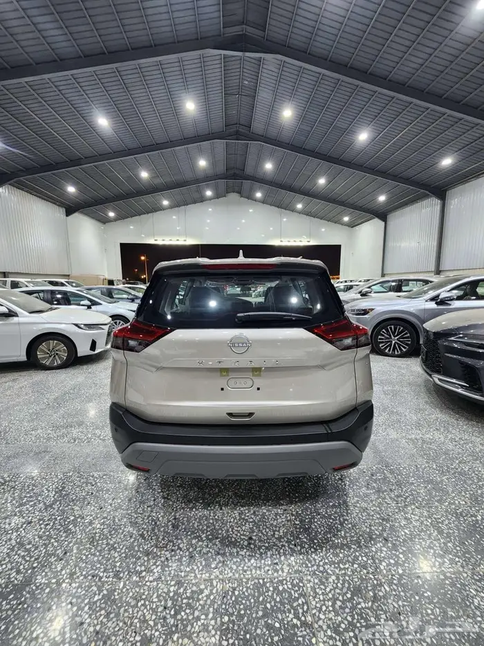 نيسان اكس تريل 5 مقاعد 2024 السعر 87400 4