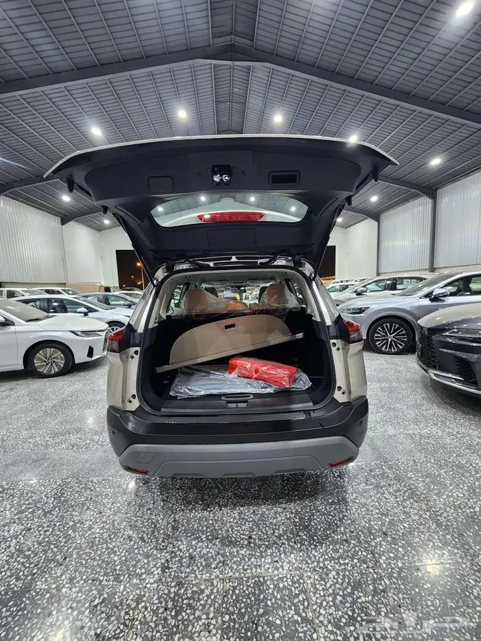 نيسان اكس تريل 5 مقاعد 2024 السعر 87400 15