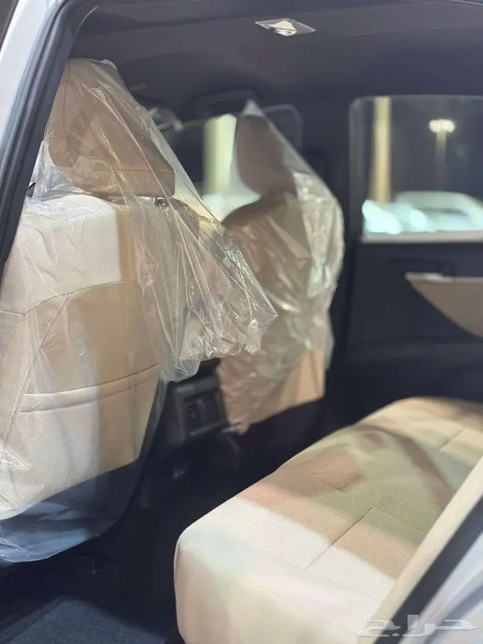 تويوتا كامري E بنزين جنوط 2025- سعودي 5