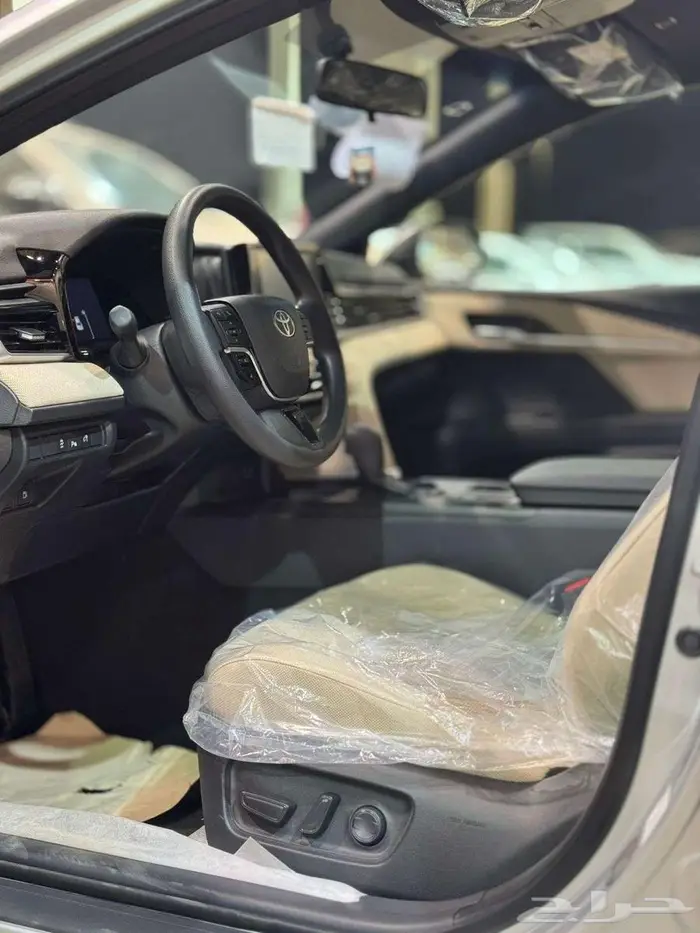 تويوتا كامري E بنزين جنوط 2025- سعودي 6