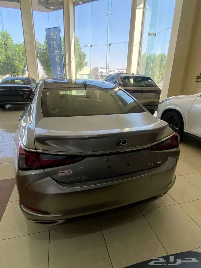 لكزسES 350DD2025 3