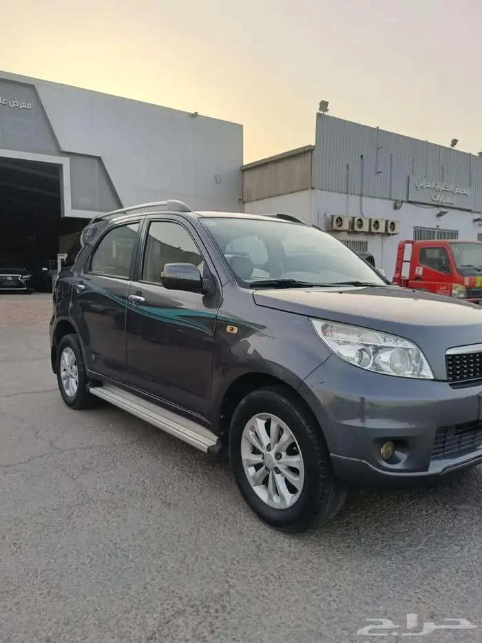 دايهاتسو تيريوس 2015 2