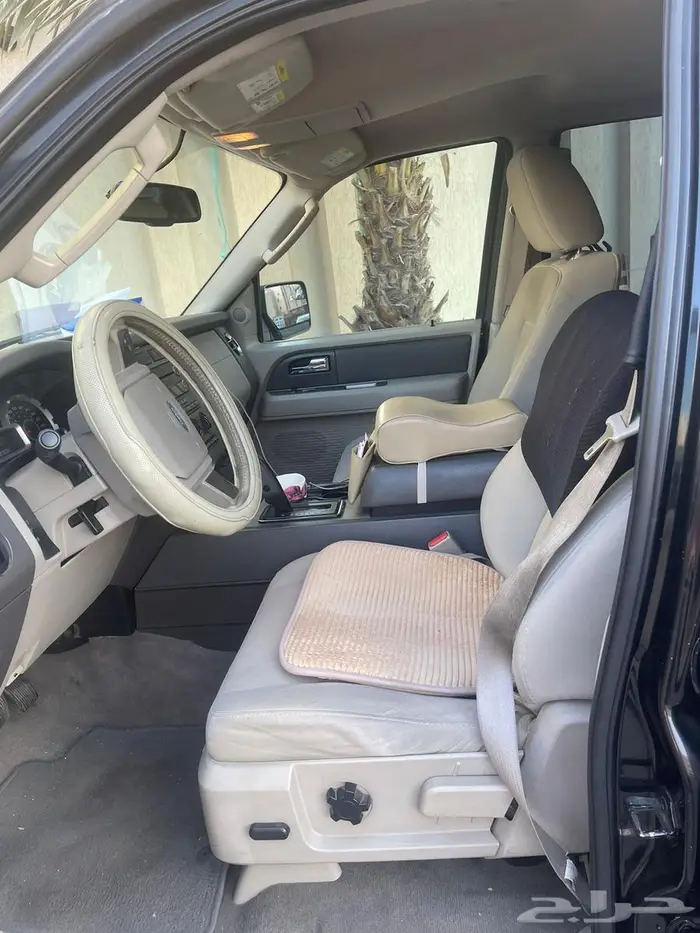 فورد اكسبيديشن 2013 بحاله ممتازه 2