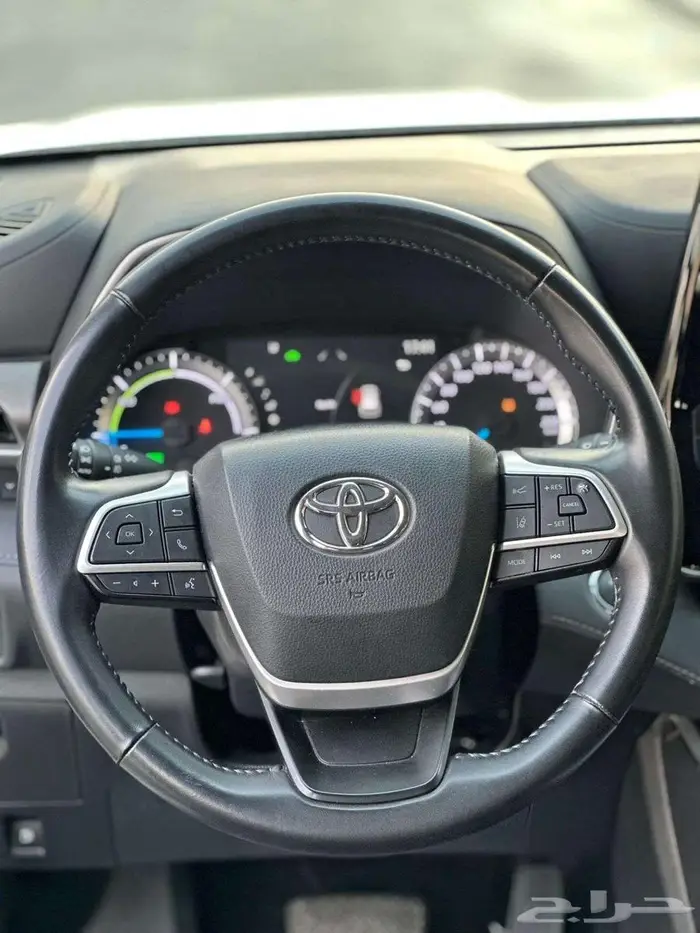 تويوتا هايلاندر GLE 2023 16