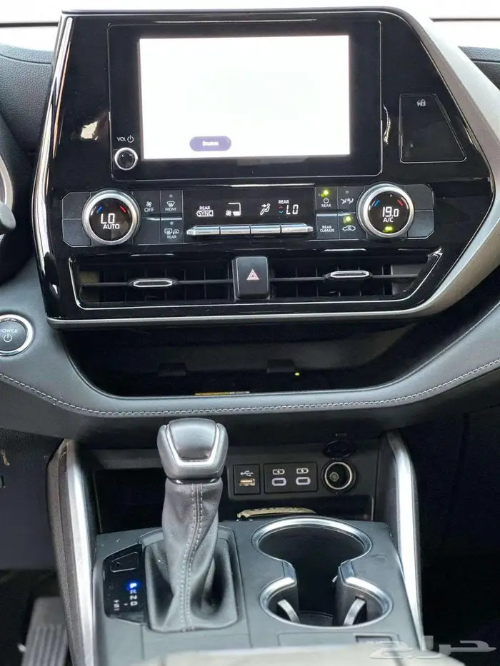 تويوتا هايلاندر GLE 2023 20