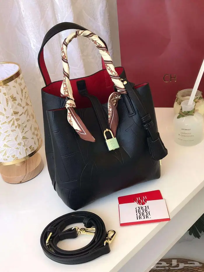 شنطة كارولينا هيريرا هريرا شنط نسائية سي اتش CH شنطات ماركات 4