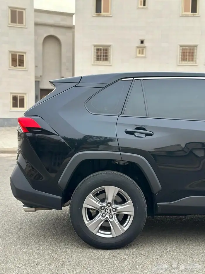 راف فور 2023 دبل شبه الجديد 10