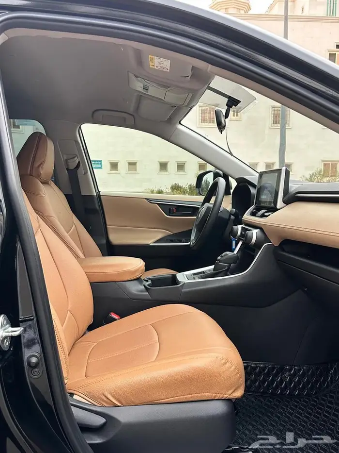 راف فور 2023 دبل شبه الجديد 14