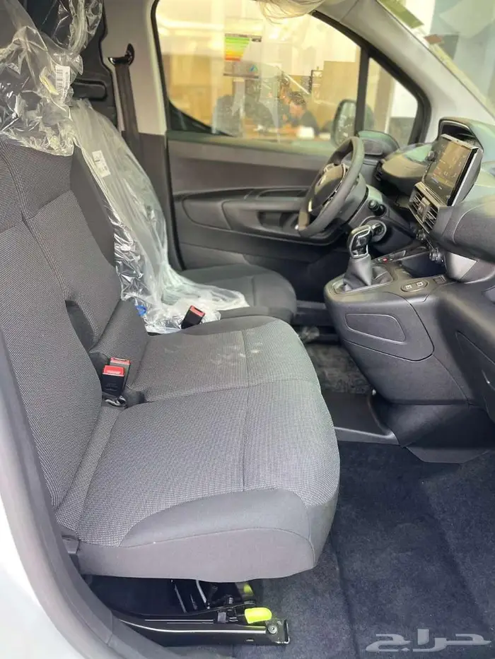 بيجو بارتنر بضاعة ديزل قير عادي -شاص طويل موديل 2026 33