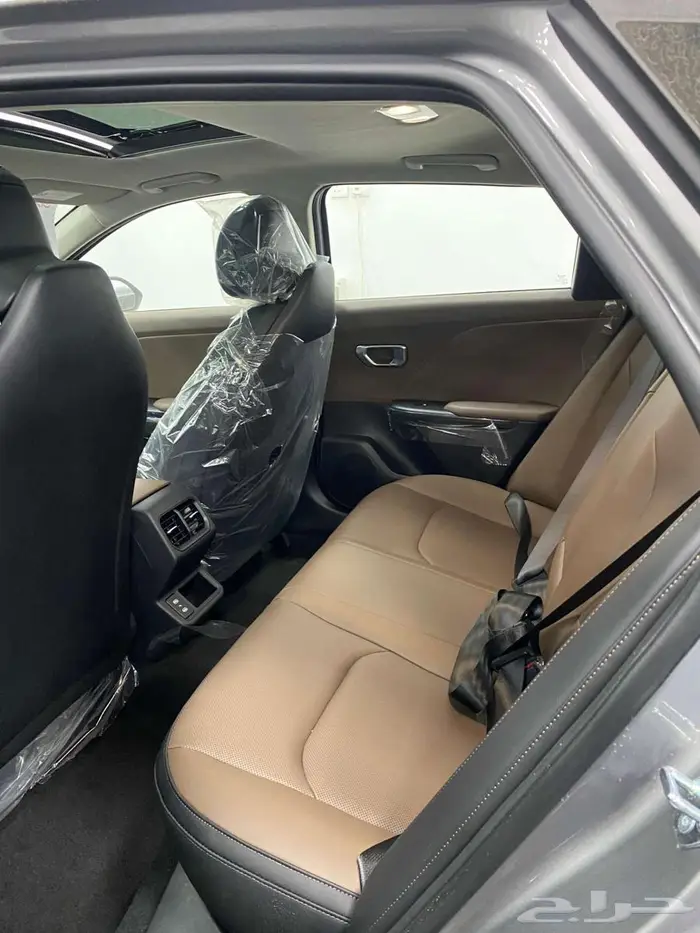 كيا K4 نص فل بانوراما 2026 رصاصي 6