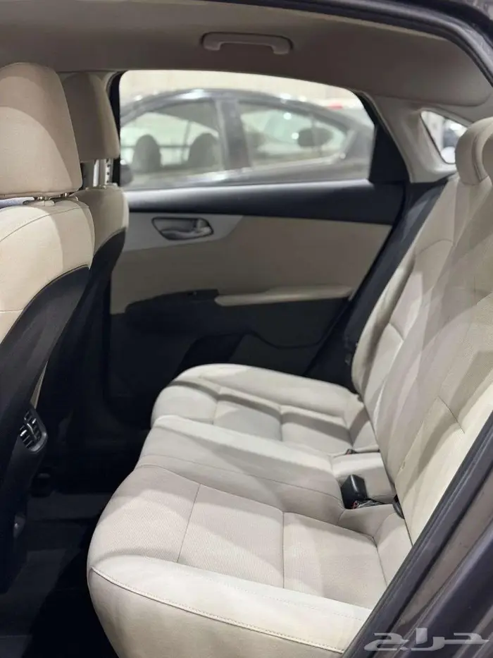 كيا سيراتو 2022 ممتازه 7