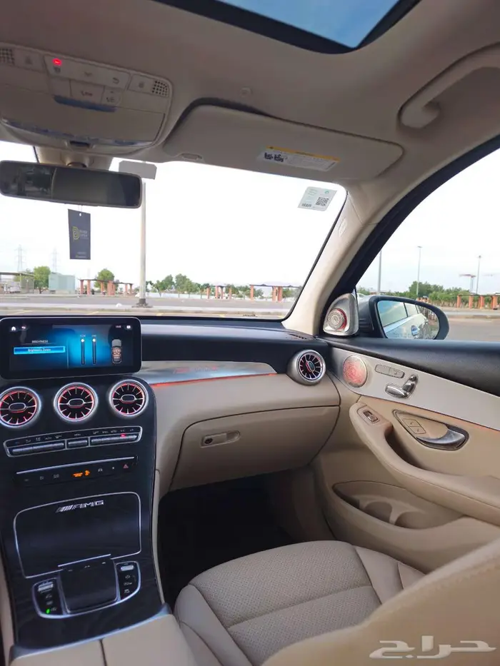 GLC 300 2020 GOLD فل اوبشن 35