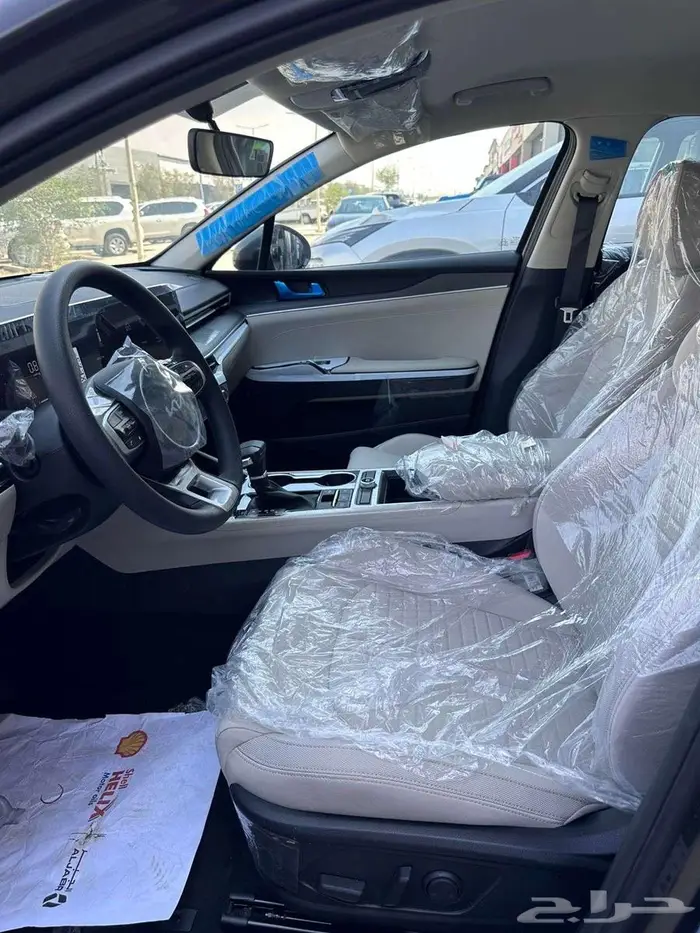 كيا 2025 - K5 - مطور بدون فتحة سقف - عروض الاقساط 19