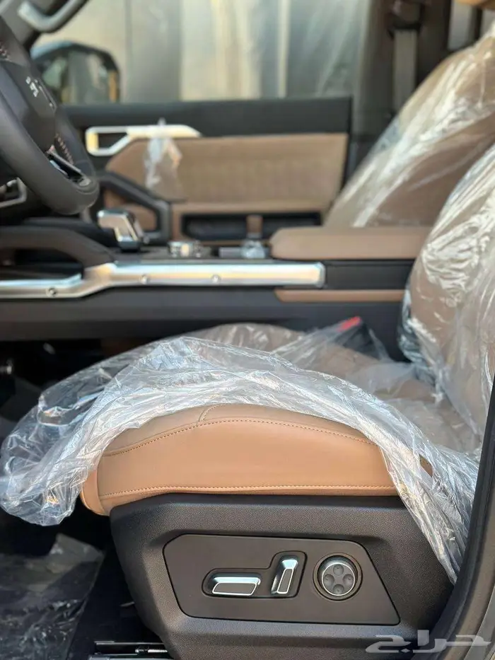 جيتور تي 2 لاكجري 2025 لدى الخضر للسيارات 5