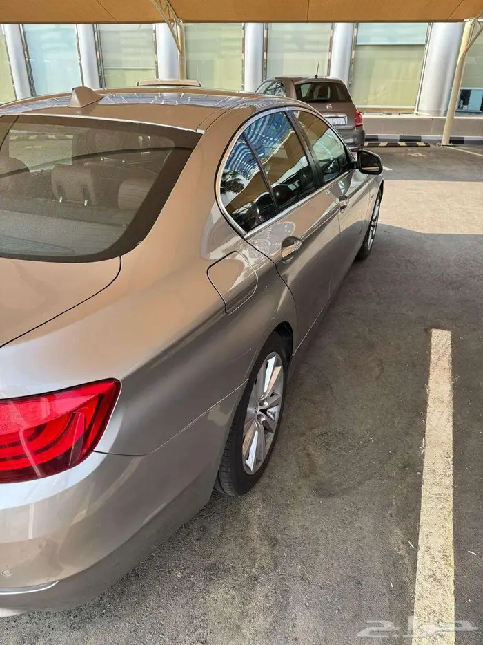 بي ام دبليو 530 2013 4