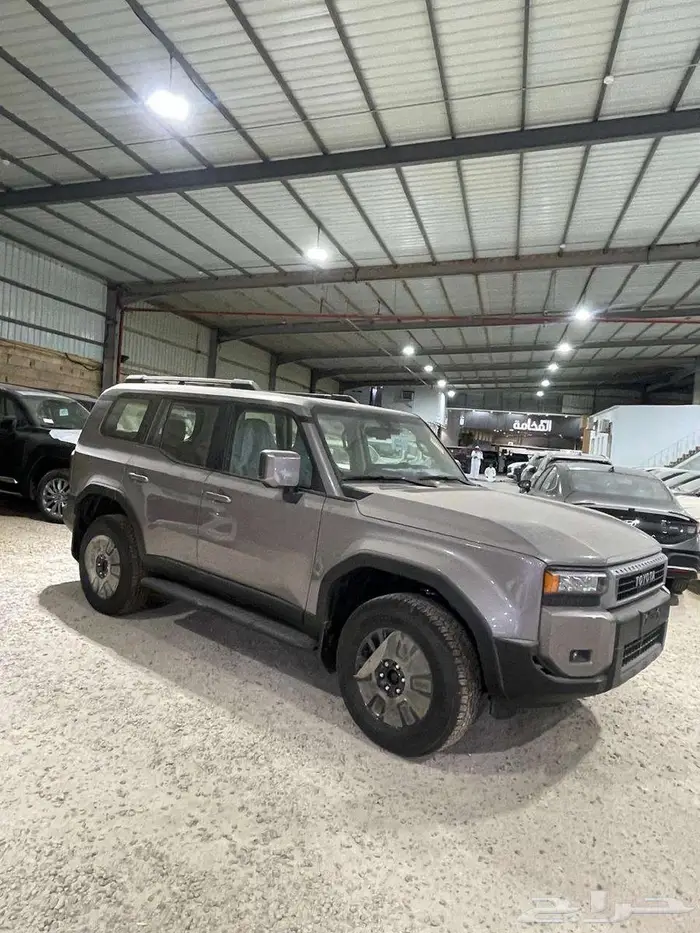 تويوتا برادو TXL2 ديزل 2800 سىى سى موديل 2025 4