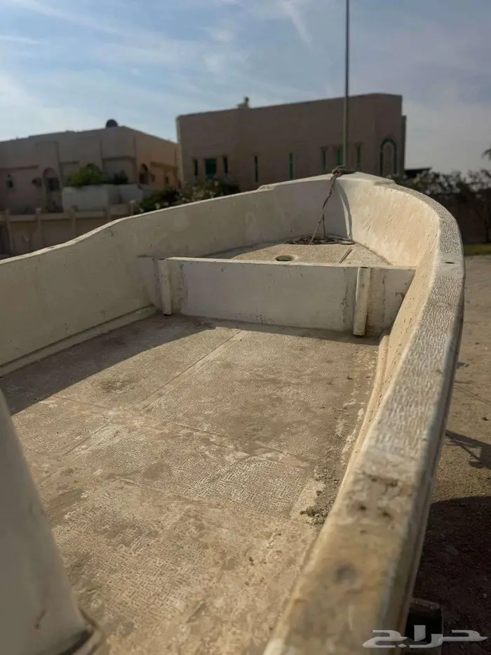 قارب نزهة للبيع 4