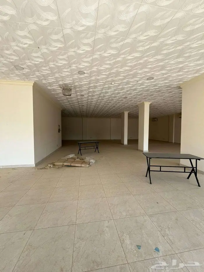 معرض للإيجار 6