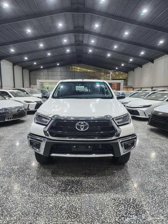 هايلوكس غمارتين S-GLX قير اتوماتيك ديزل 2025 0