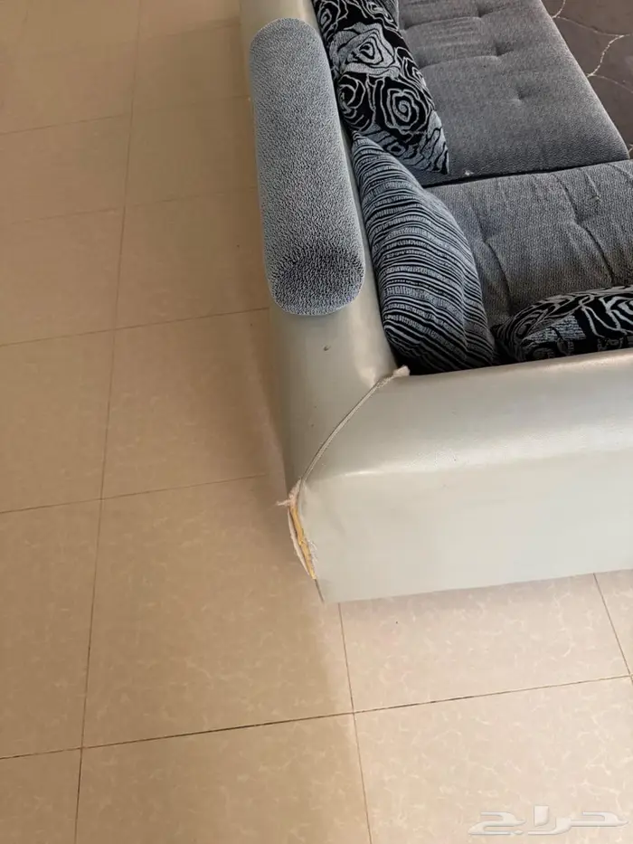 كنب للبيع رمادي انيق 5