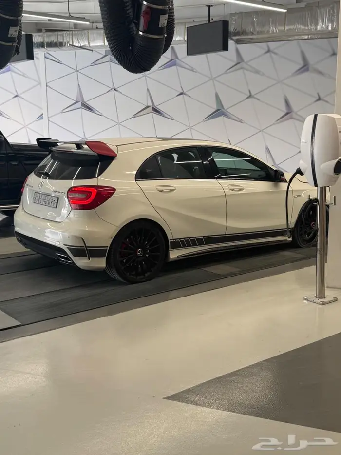 مرسيدس A45 AMG ادشن ون 6
