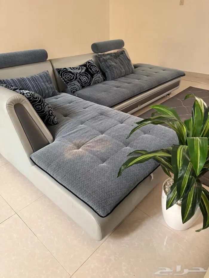 كنب للبيع رمادي انيق 9