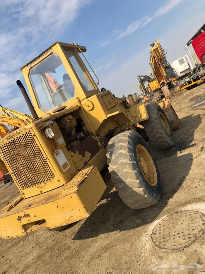 شيول كتربلر 930 موديل 80 معرض رواد المعدات 1