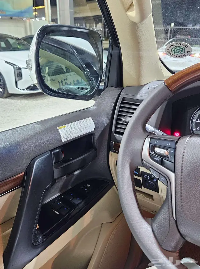 تويوتا لاندكروزر GXR..2016 33